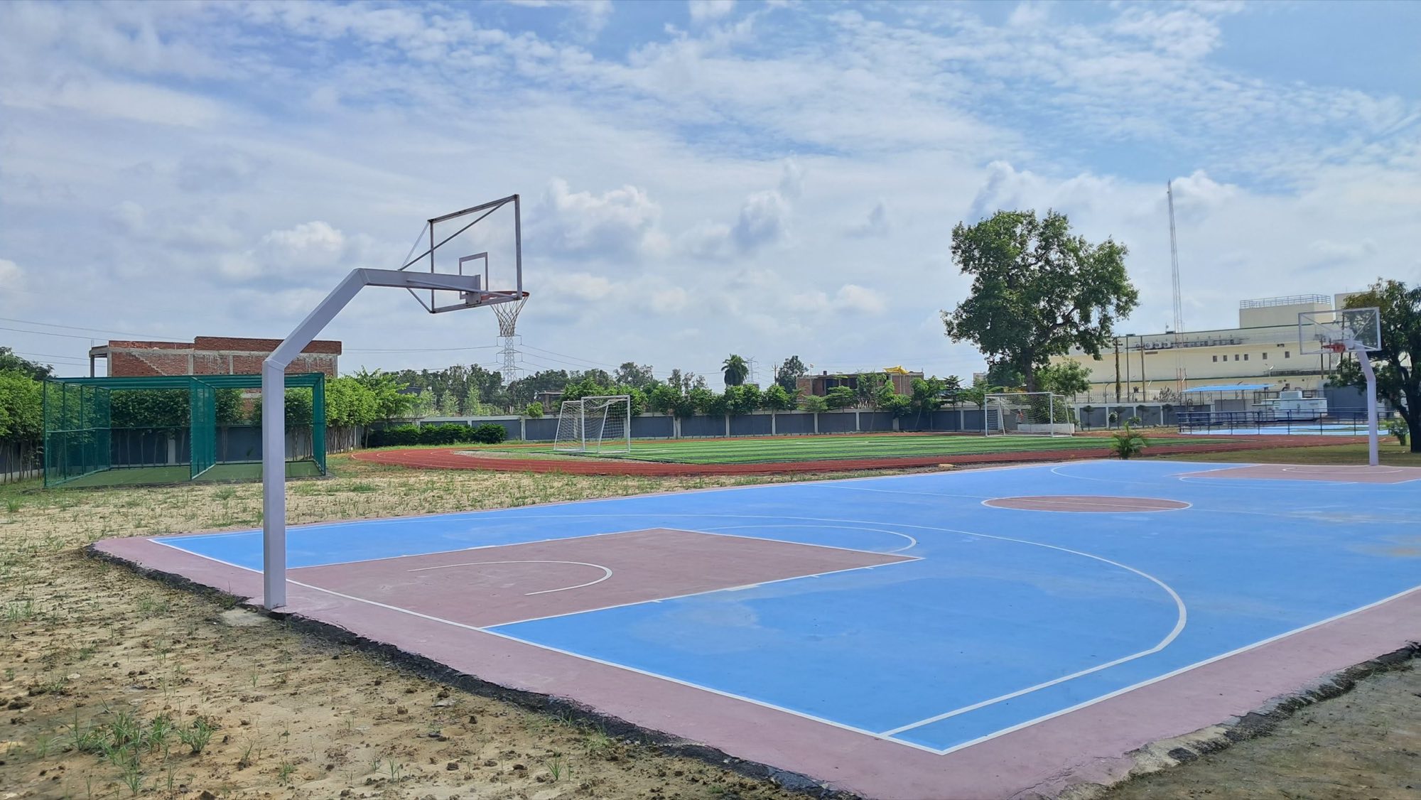 The outdoor basketball court